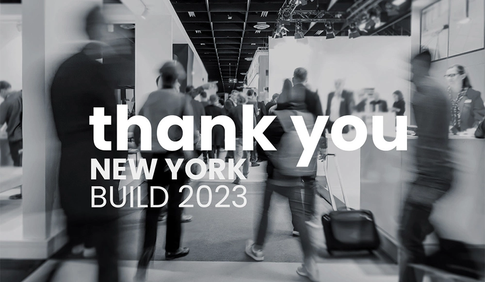 New York Build 2023.  All'inizio di marzo di quest'anno, si è svolta a New York una fiera mondiale per l'industria delle costruzioni, dove molti produttori hanno presentato le loro soluzioni all'avanguardia. Anche la nostra azienda ha partecipato, presentando le sue proposte uniche nel campo dei serramenti.