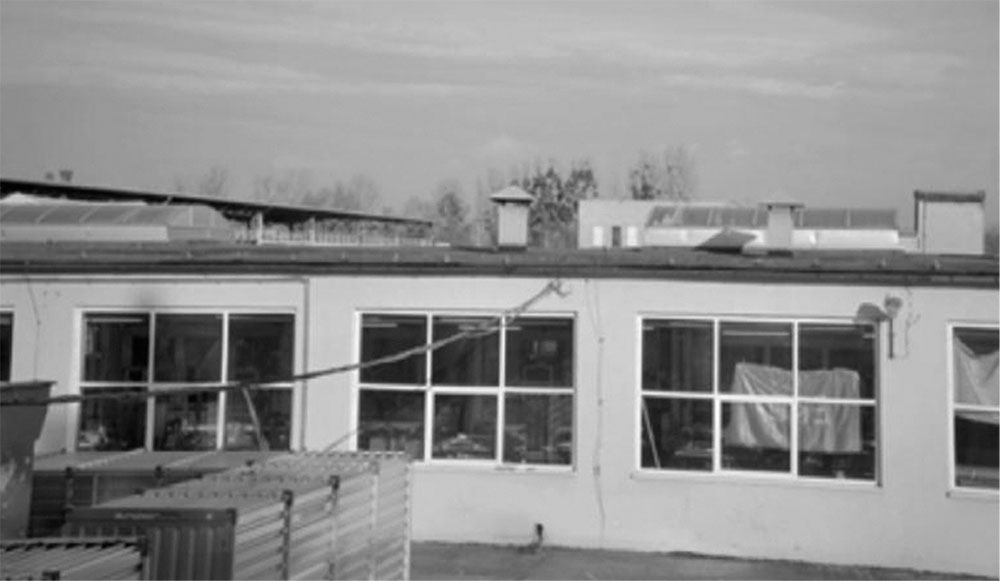 Apertura del primo stabilimento Eko-Okna a Racibórz e inizio della produzione di finestre in PVC per lo showroom dell'azienda.
